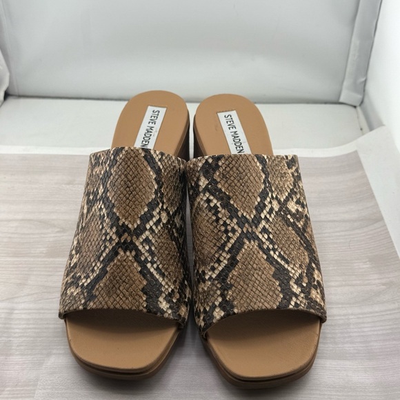 Steve Madden Brown Snake Print Mules - Picture 2 of 6